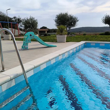 House With Pool
