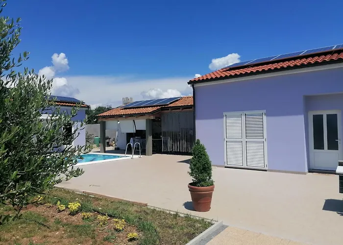 House With Pool * Mali Lošinj