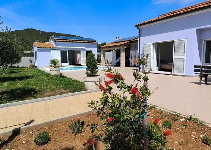 House With Pool * Mali Lošinj