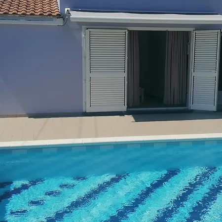 House With Pool Prázdninový dům
