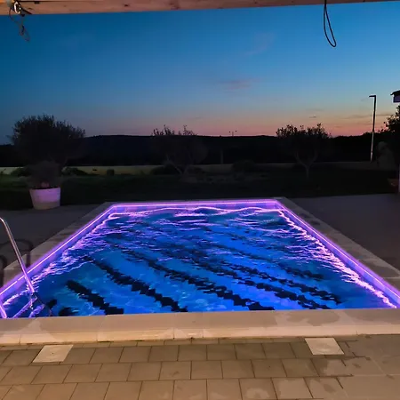 House With Pool