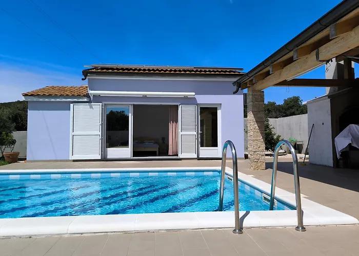 Ferienhaus House With Pool