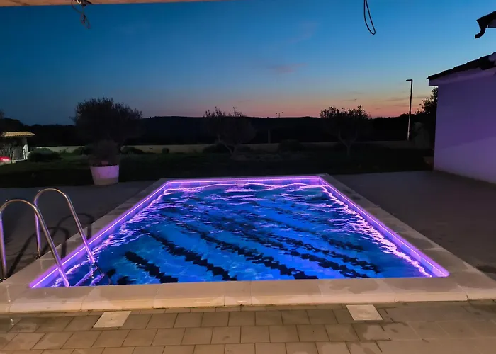 House With Pool