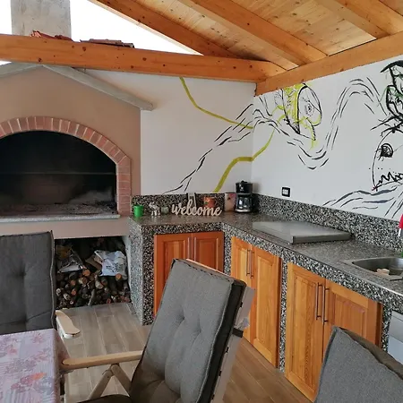 House With Pool Dom wakacyjny Mali Lošinj