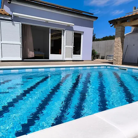 Nyaraló House With Pool Mali Lošinj