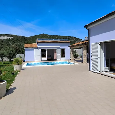 Nyaraló House With Pool Mali Lošinj